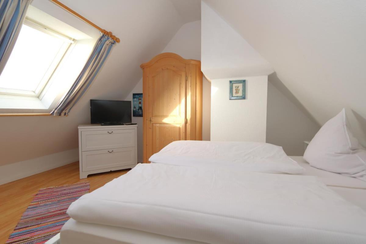 Koehler Am Dorfteich Apartment Wenningstedt-Braderup Ngoại thất bức ảnh